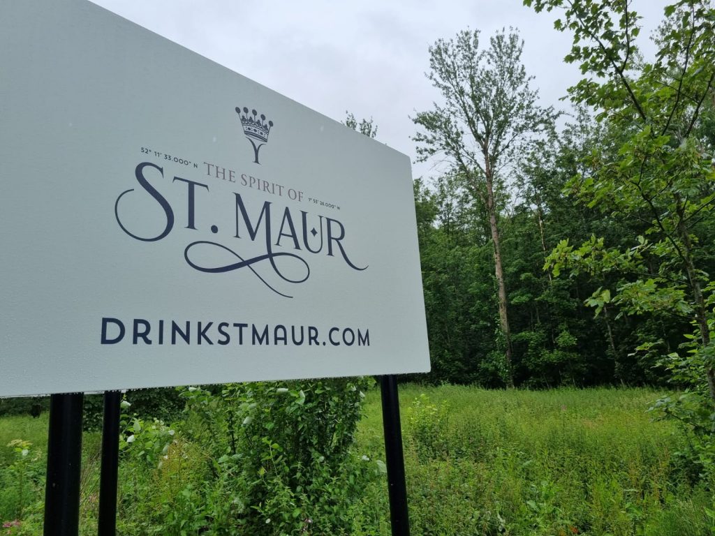 St Maur drinks